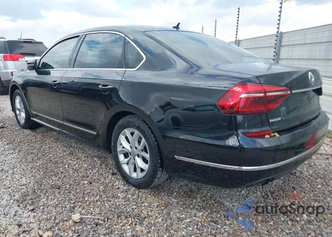 2017 Volkswagen Passat 1.8T S z USA, uszkodzony, nr VIN 1VWAT7A32HC073214